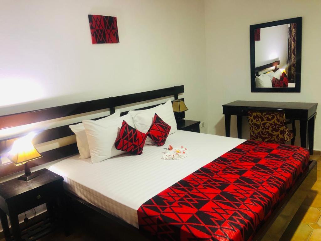 Lungi Airport Hotels Tulun Екстериор снимка