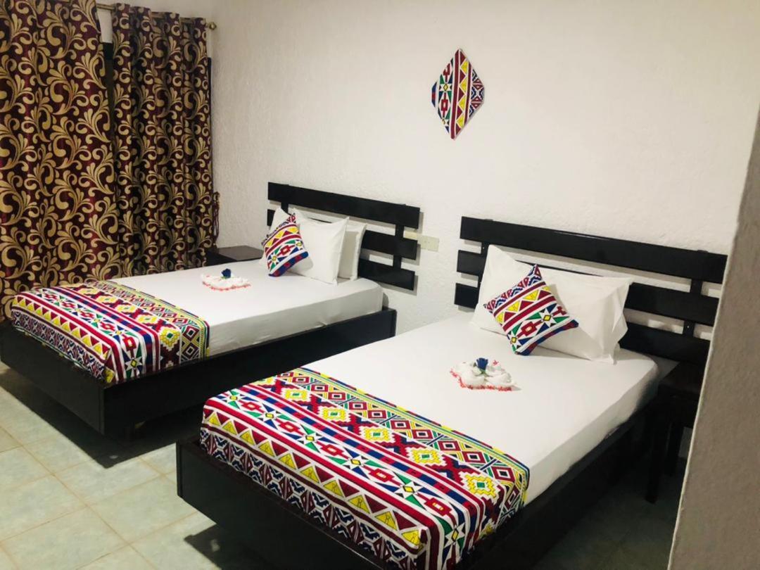 Lungi Airport Hotels Tulun Екстериор снимка